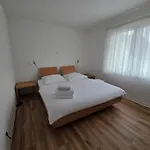 Seven Days Апартаменты *