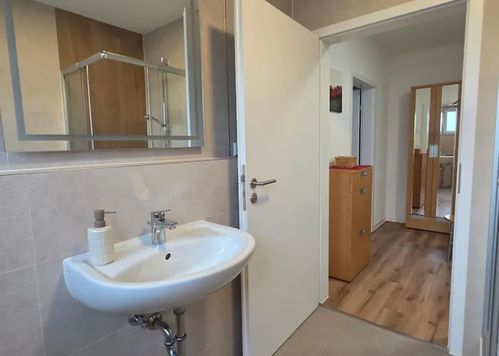 Seven Days Apartment